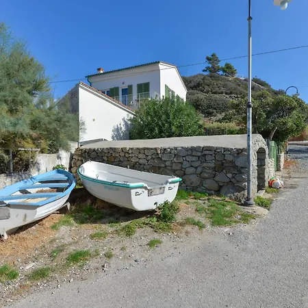 Il Quartiere Pianosa Apartment Pomonte